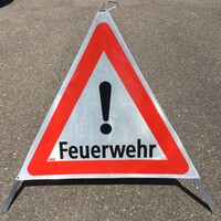 Signal pliable GROWAG 90 cm / rétroréfl. R2 / "! - Feuerwehr"